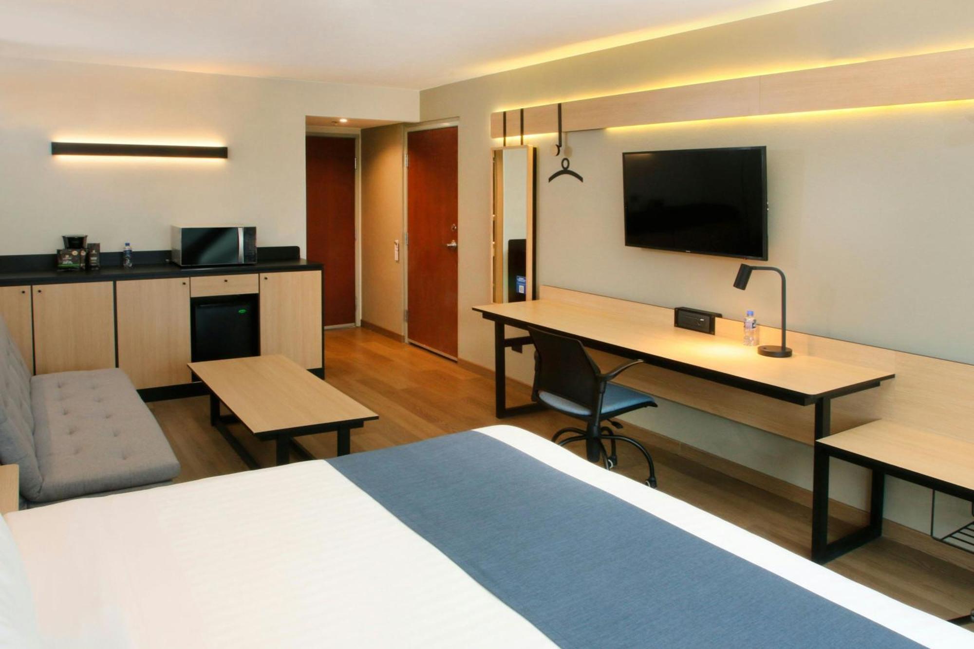 City Express By Marriott Reynosa Hotel Exterior photo
