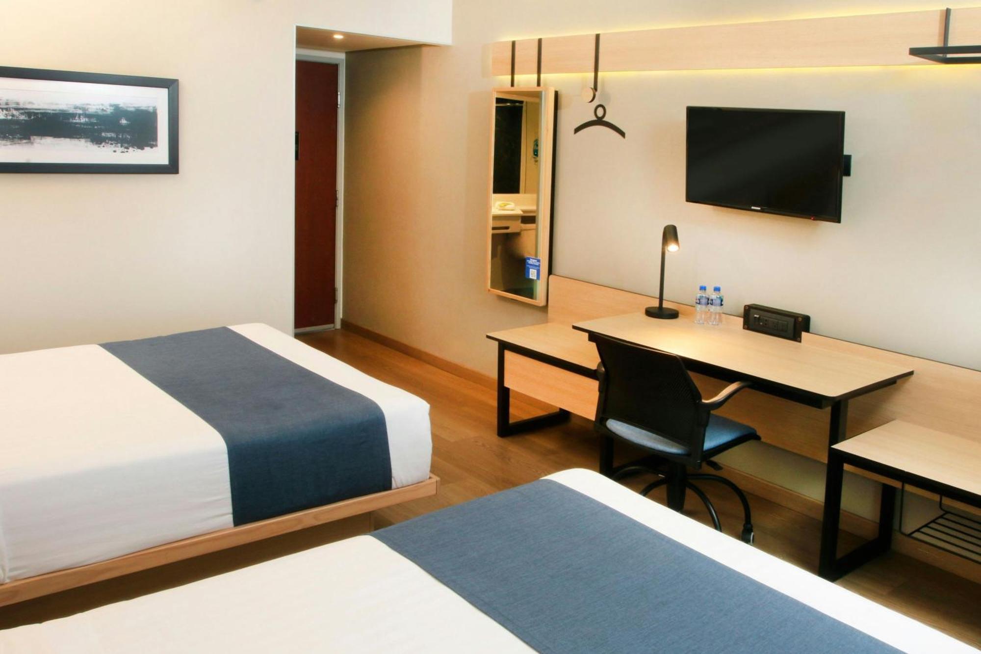 City Express By Marriott Reynosa Hotel Exterior photo